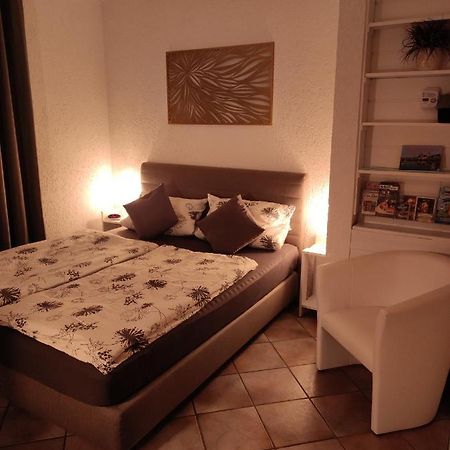 Gaeste Apartement Casa Luber Thalmassing  Exterior photo