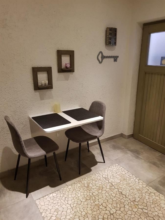 Gaeste Apartement Casa Luber Thalmassing  Exterior photo